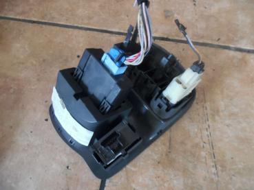Renault Espace IV Bedienschalter mit Handbremshebel 8200048590