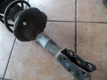 Toyota Yaris Verso Stoßdämpfer Federbein Vorne Rechts