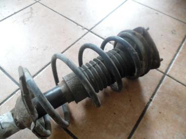 Preview: Toyota Yaris Verso Stoßdämpfer Federbein Vorne links