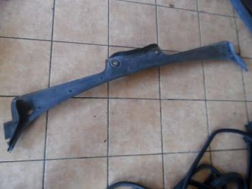 BMW 5er E61 Abdeckung Windlauf Scheibenwischer 7027083