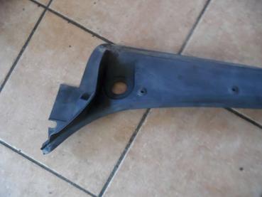 Preview: BMW 5er E61 Abdeckung Windlauf Scheibenwischer 7027083