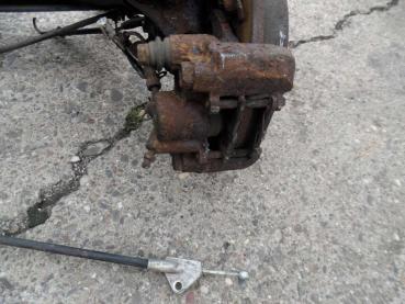 Toyota Yaris Verso Hinterachs Achsträger mit Bremssattell