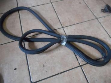 VW Golf VI Türdichtung Dichtung Vorne Rechts 5K6867911