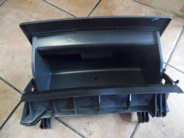 Preview: Audi A3 8P Ablagefach unter Sitz Vorne Rechts 8P0881578
