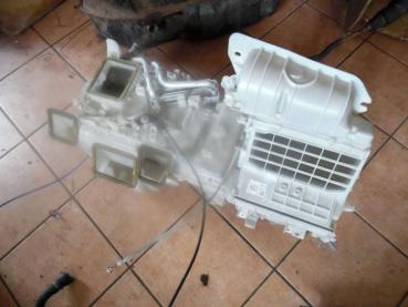 Preview: Toyota Yaris Verso Heizungskasten Gebläsekasten 87150-52110