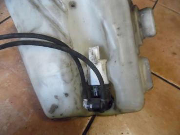 Preview: Renault Espace IV Wischwasserbehälter mit Pumpe 8200050361