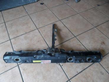 Toyota Yaris Verso Träger Schloßträger