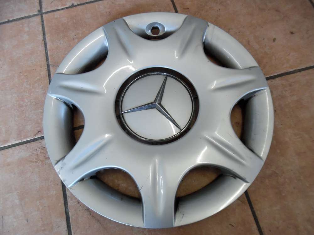 Mercedes Radkappe 15-Zoll 2104010224