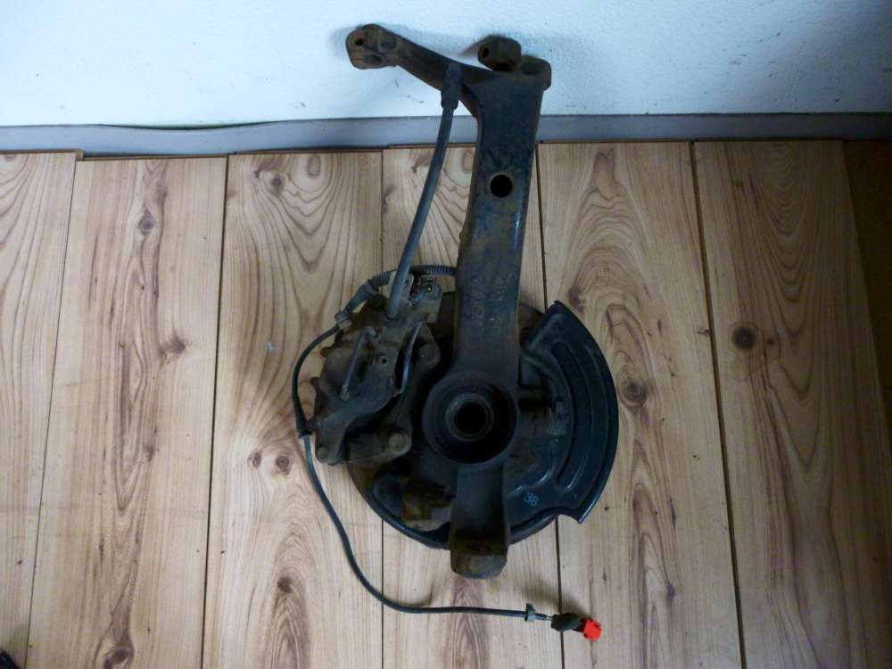 Audi A4 Achsschenkel mit Bremssattel Vorne Links 8D0407257AC