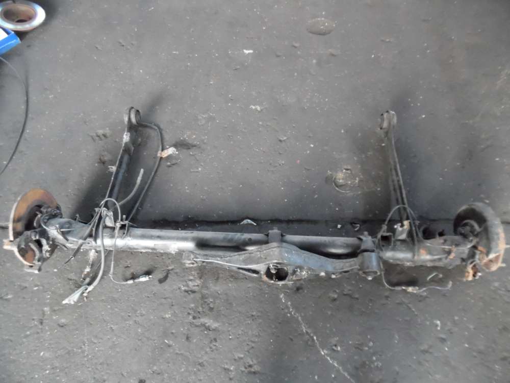 Nissan Primera P12 Hinterachse Achse Achstr?ger Hinten mit ABS Bremssattel