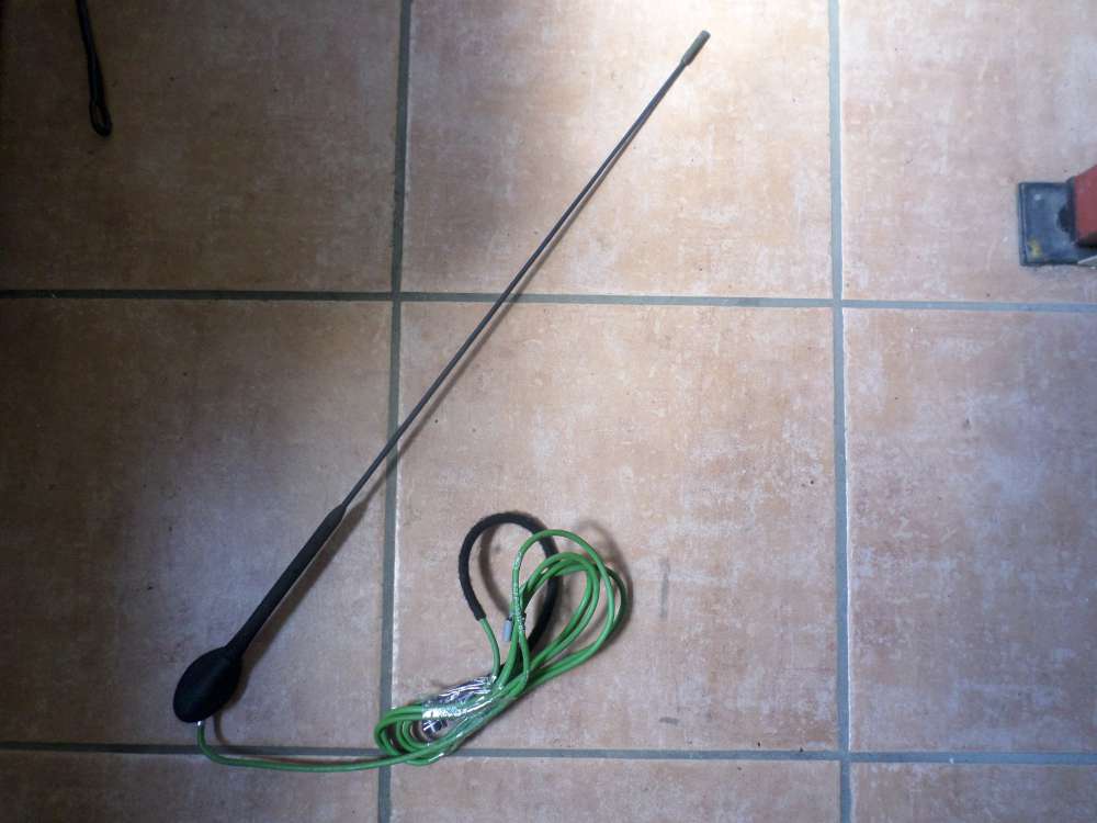 Ford Fiesta Courier Antenne Antennenfu? Antennenkabel 96FP-18812-BC