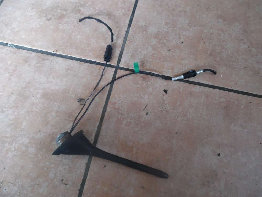 Alfa Romeo 147 Bj 2001 original Radioantenne Antenne 244632