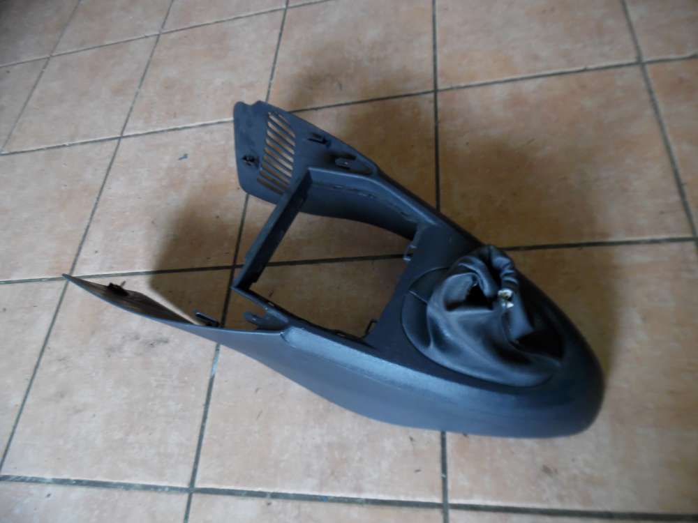 Renault Clio II Mittelkonsole Verkleidung 8200084787