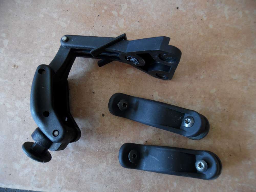 Peugeot 206 Scharnier Seitenscheibe Hinten Rechts 9612451980