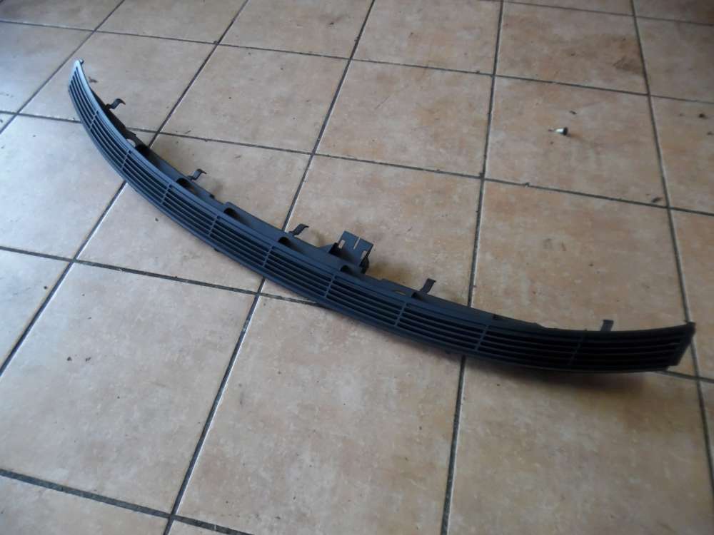 BMW E46 L?ftungsgitter Abdeckung Heckscheibe 8203763