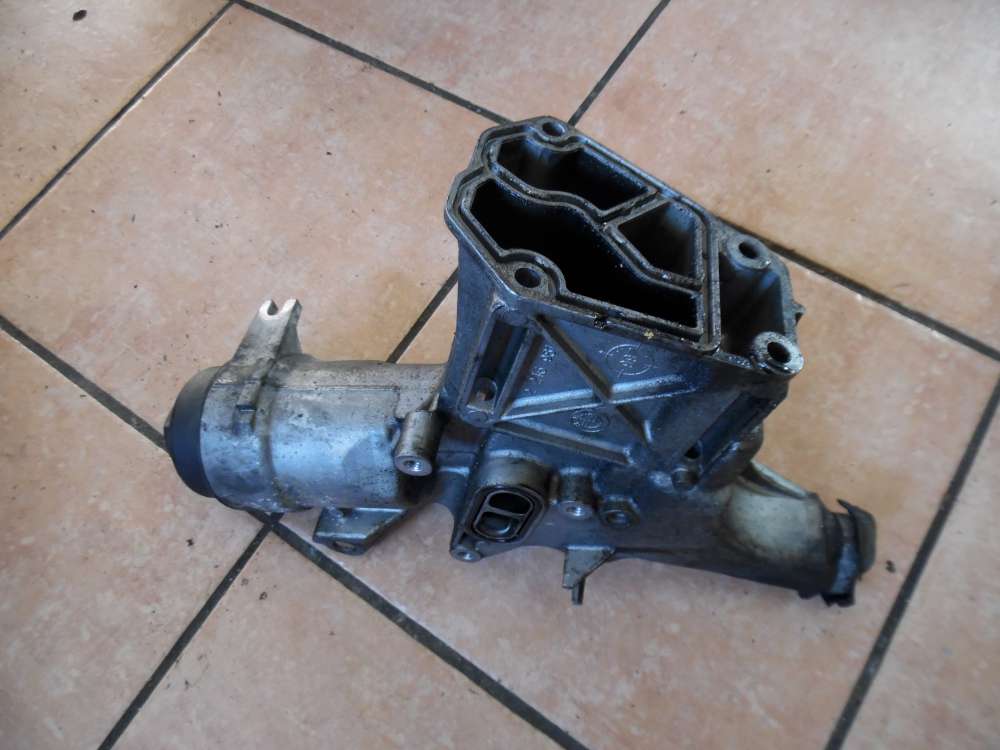 BMW E46 320d 2,0 D ?lfiltertr?ger 2246981