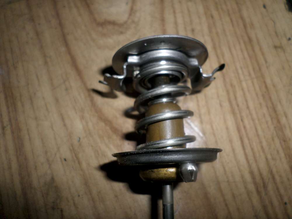 BMW 316i Bj:96 Thermostat K?hlmittel