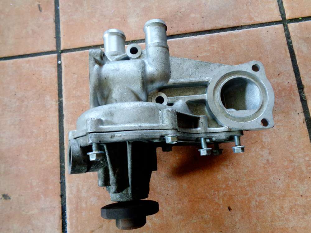 Audi VW Golf 3 Motor Wasserpumpe 026121019A