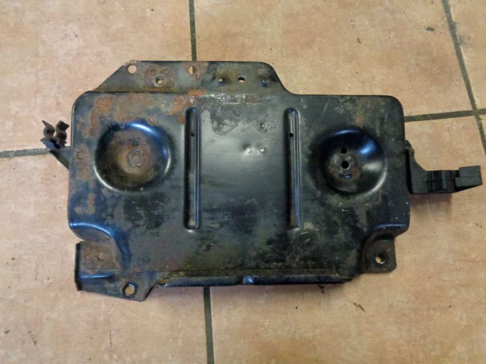 VW Golf III Bj:1998 Batteriehalter Halter Batterie Tr?ger 1H0971848K