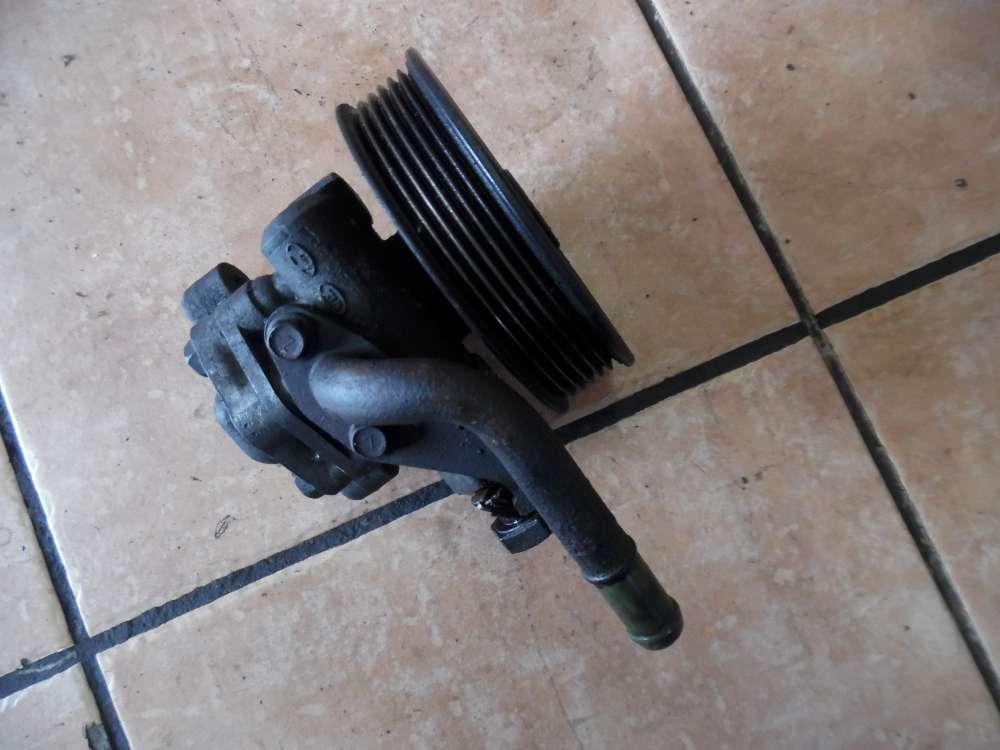 KIA Carens II Servopumpe Hydraulikpumpe Servolenkung 0K2K032600