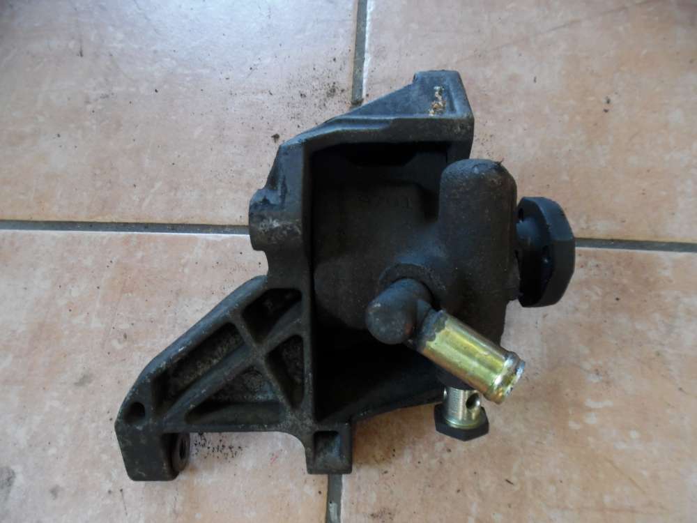 VW Golf 3 Servopumpe mit Halter 028145523