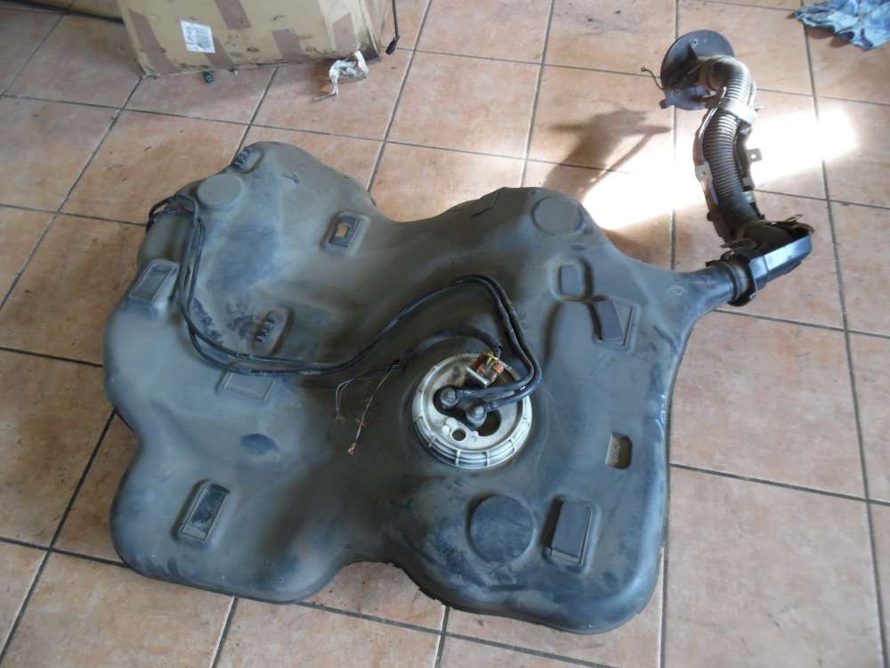 Alfa Romeo 156 1,9JTD Kraftstofftank Kraftstoffbeh?lter Kraftstoffpumpe 60669543