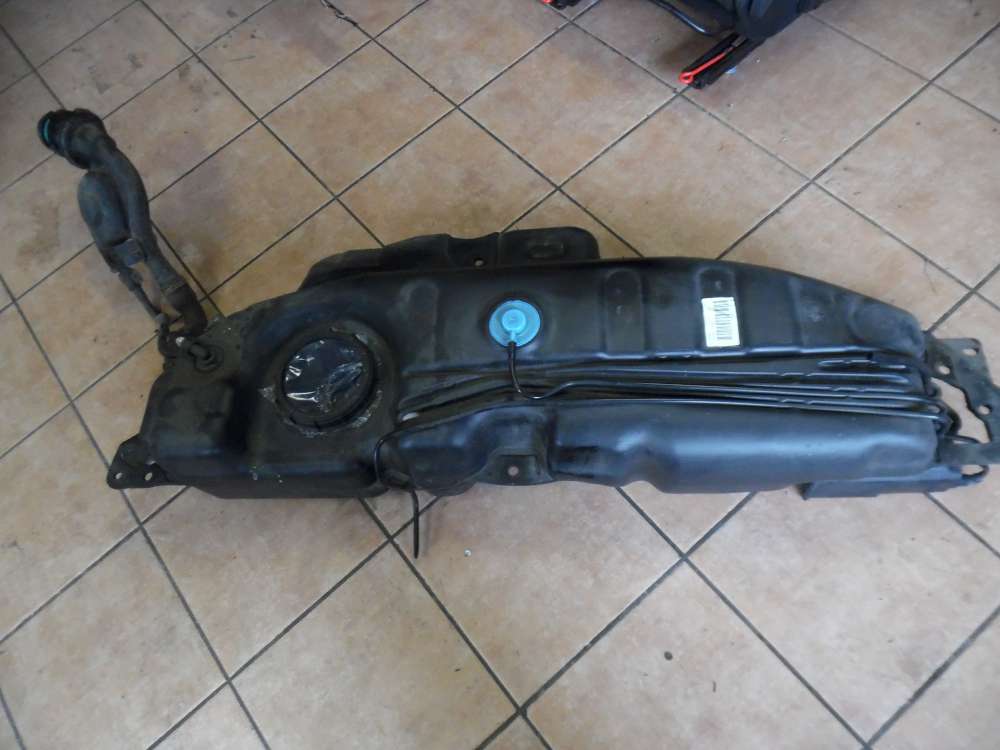 Renault Twingo II Kraftstoffbeh?lter Kraftstofftank 8200491601