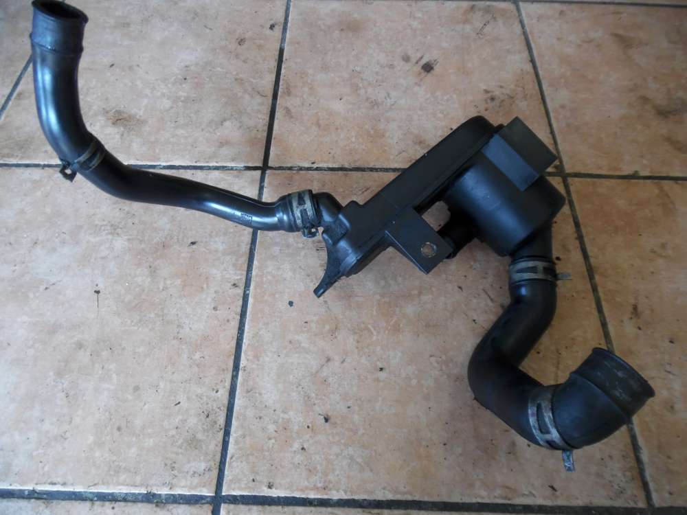 Ford Focus ?labschneider Motorentl?ftung 2x Schlauch XS4Q6A785AB