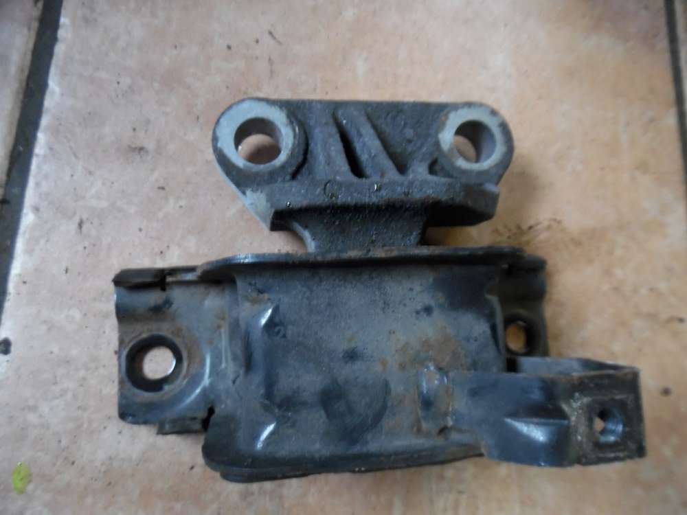 Opel Corsa D Motorhalter Motorlager Vorne Links 13130745