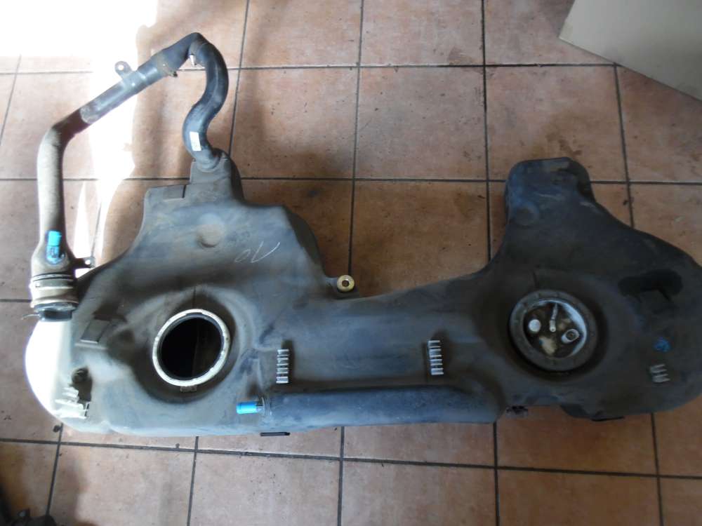 BMW 3-er E46 Kraftstofftank Tank mit Benzinpumpe und Einf?llrohr 1183779