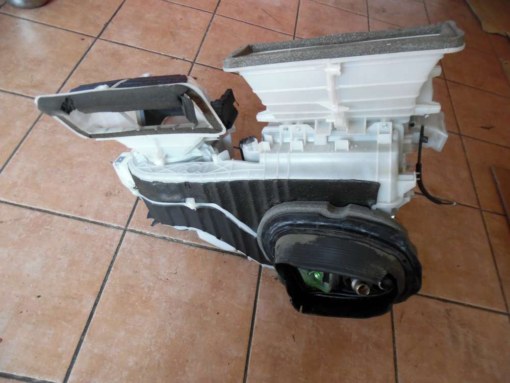 Fiat Punto 199 Heizungskasten Gebl?sekasten 7354845210