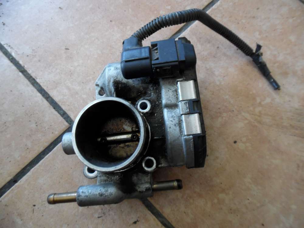 Opel Corsa D Drosselklappe 24420536