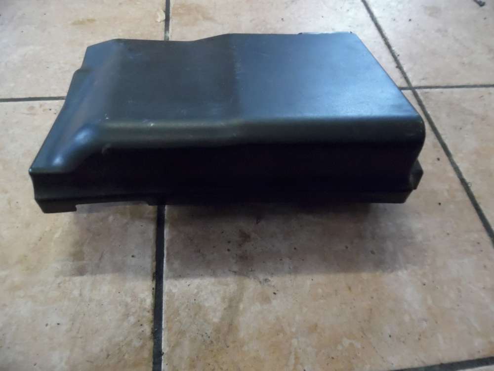 Skoda Fabia 6Y Abdeckung Deckel Batteriekasten 6Q0915429