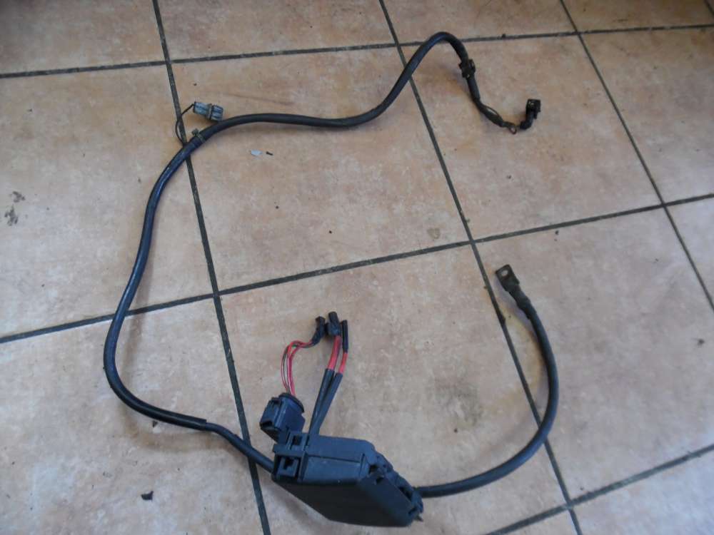 VW Golf IV 1J Audi A3 8L Sicherungskasten Batteriedose mit Kabel 1J0937550