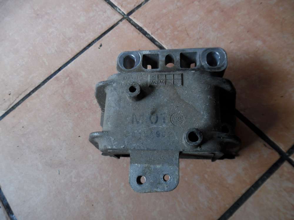 Skoda Octavia 1U Motorlager Motorhalter Rechts 1J0199282