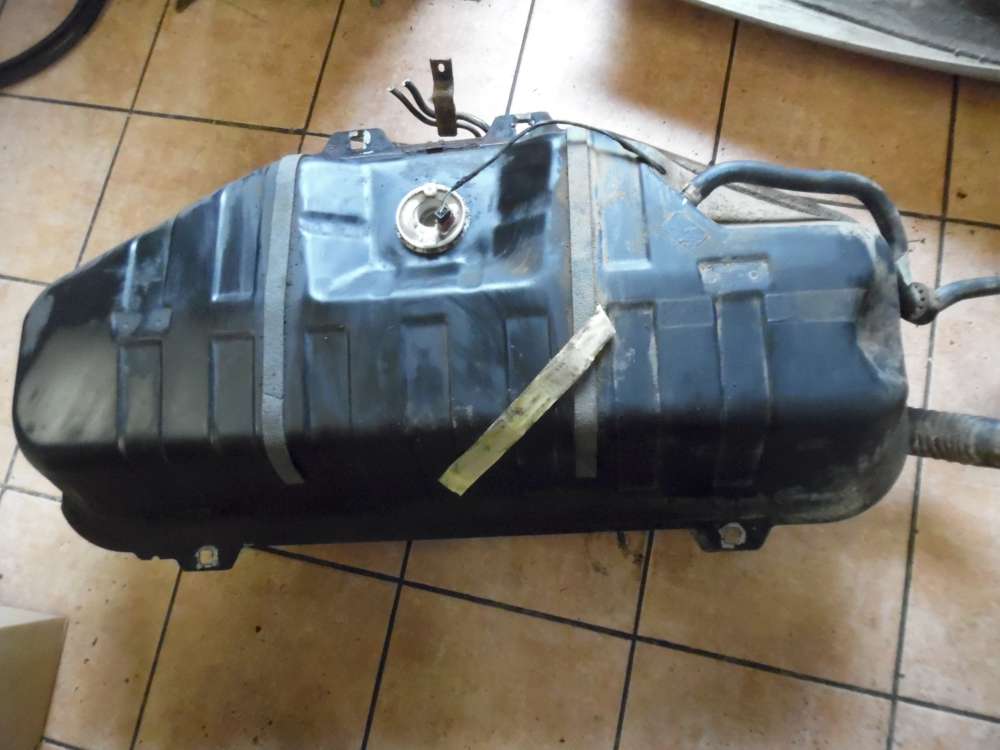 Mercedes E-Klasse W210 Kraftstofftanktank Kraftstoffpumpe mit Rohr 221838001005