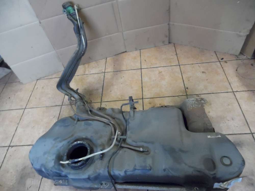 VW Polo 6N Kraftstofftank Benzintank Tankrohr 6N0201085