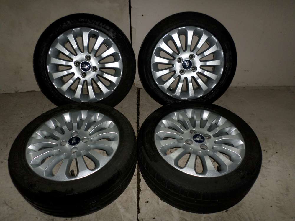 4x Alufelgen R?der Sommerreifen 195/50/R15 82H 6JX15H2 ET:40 Ford Ka