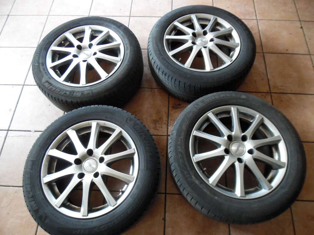 4x Alufelgen mit Sommerreifen Michelin Kia Carens 215/ 55 R16 97W 7j x16H2  ET40 KBA : 48736