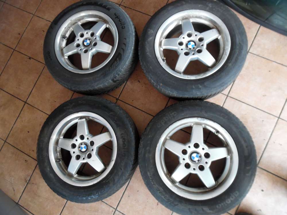 4x Alufelge mit Winterreifen BMW E46 195/65 R15 91T 7Jx16H2 ET35 KBA 44894