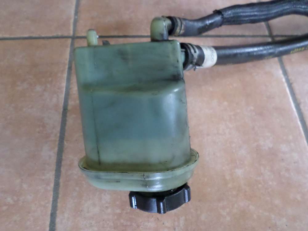 Ford Mondeo BWY Bj 2002 Servo?lbeh?lter Servobeh?lter Beh?lter XS71-3R700AF