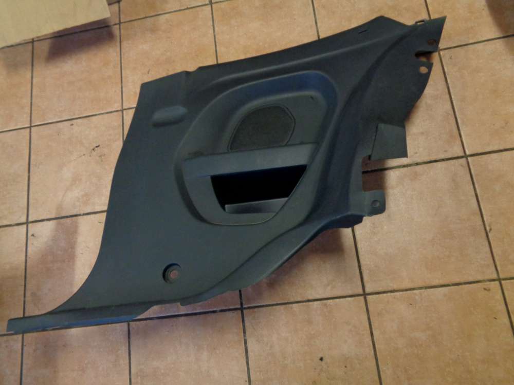 Ford Fiesta VI Seitenverkleidung Hinten Rechts 8A61-B31012