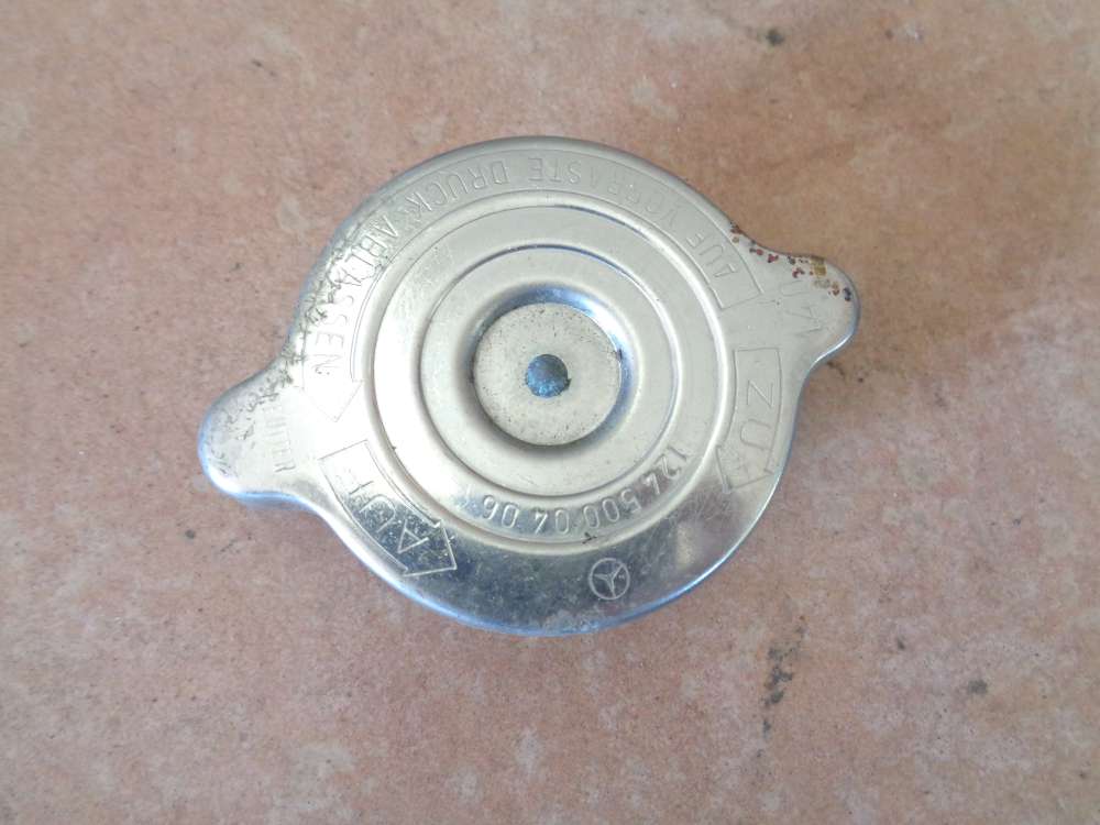 Mercedes Benz E-Klasse W124 Deckel Verschlu?deckel K?hlmittelbeh?lter 125000406