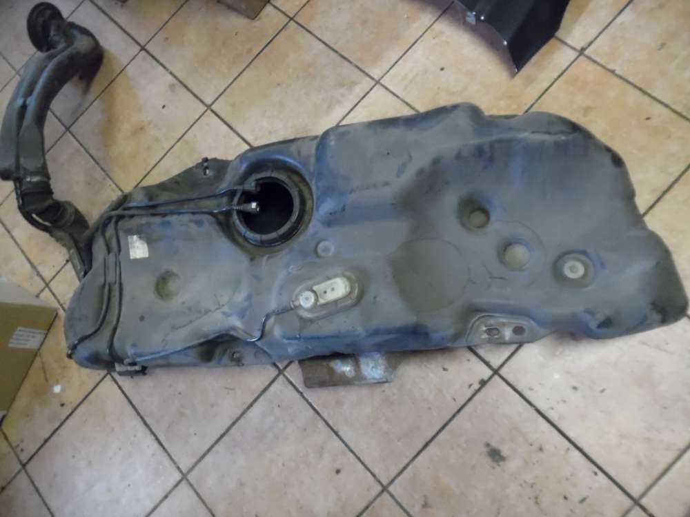 Peugeot 206 Cabrio Benzintank Kraftsofftank 9636667080