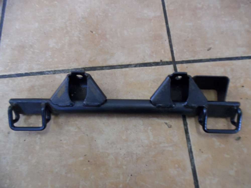 Audi A4 8E Halterung Kindersitz Halter Hinten Rechts 8E0813546