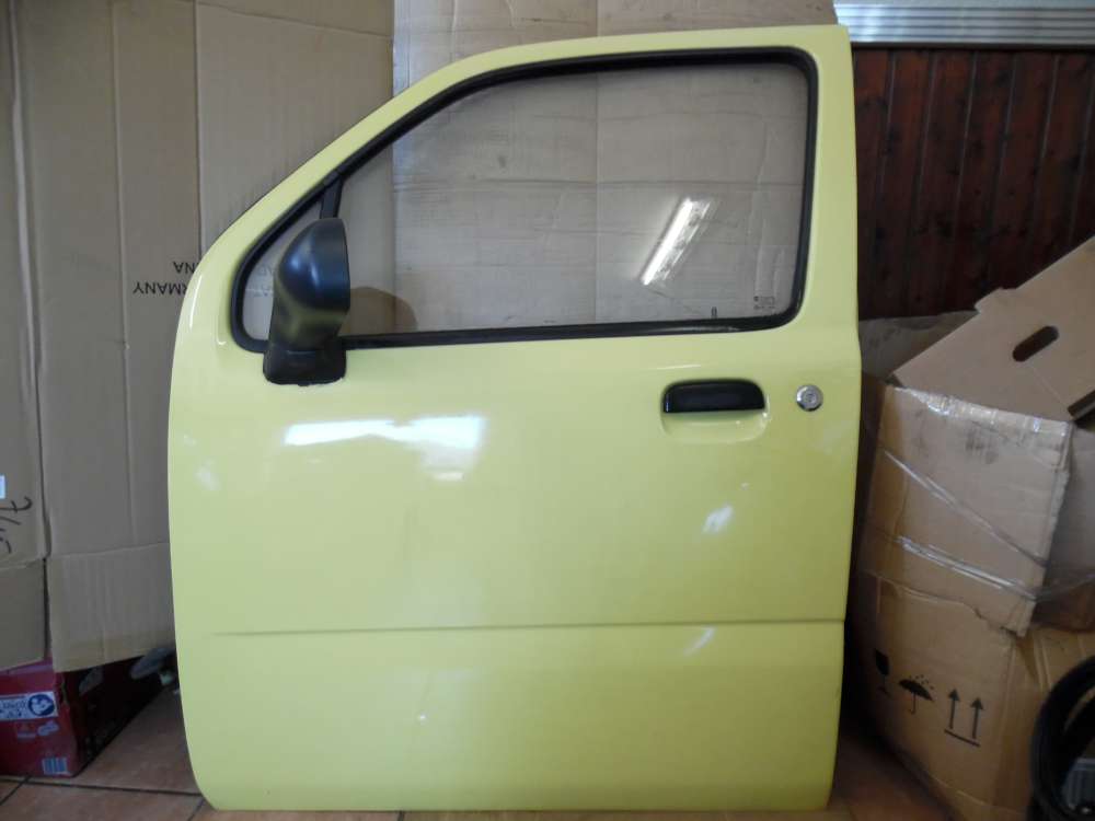 Opel Agila A T?r Vorne Links gelb Farbcode : Y485