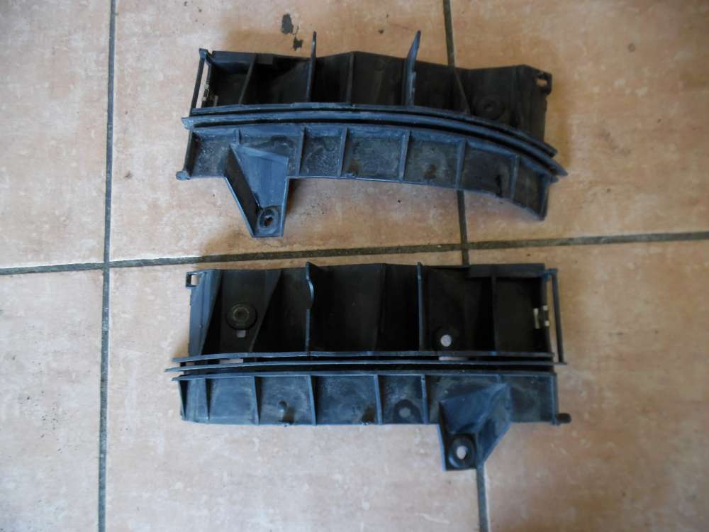 Audi A3 8L R?ckleuchte Rahmen hinten Rechts / Links 8L0807377- 8L0807378