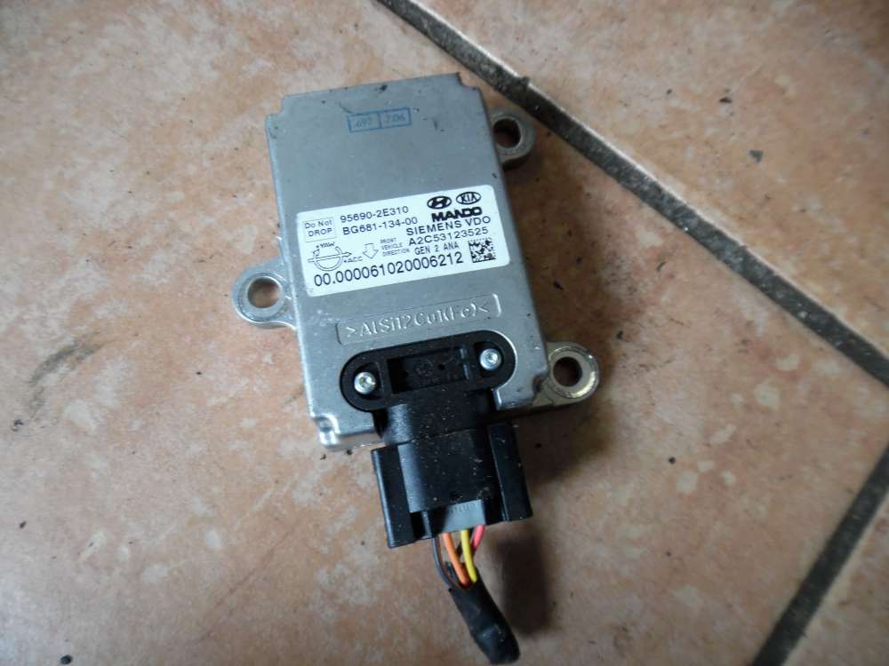 KIA Carens III Drehratensensor 95690-2E310