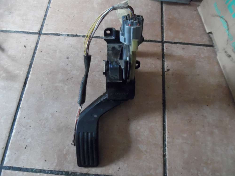 Ford Focus I Gaspedal Gaswertgeber 2M519F836AC