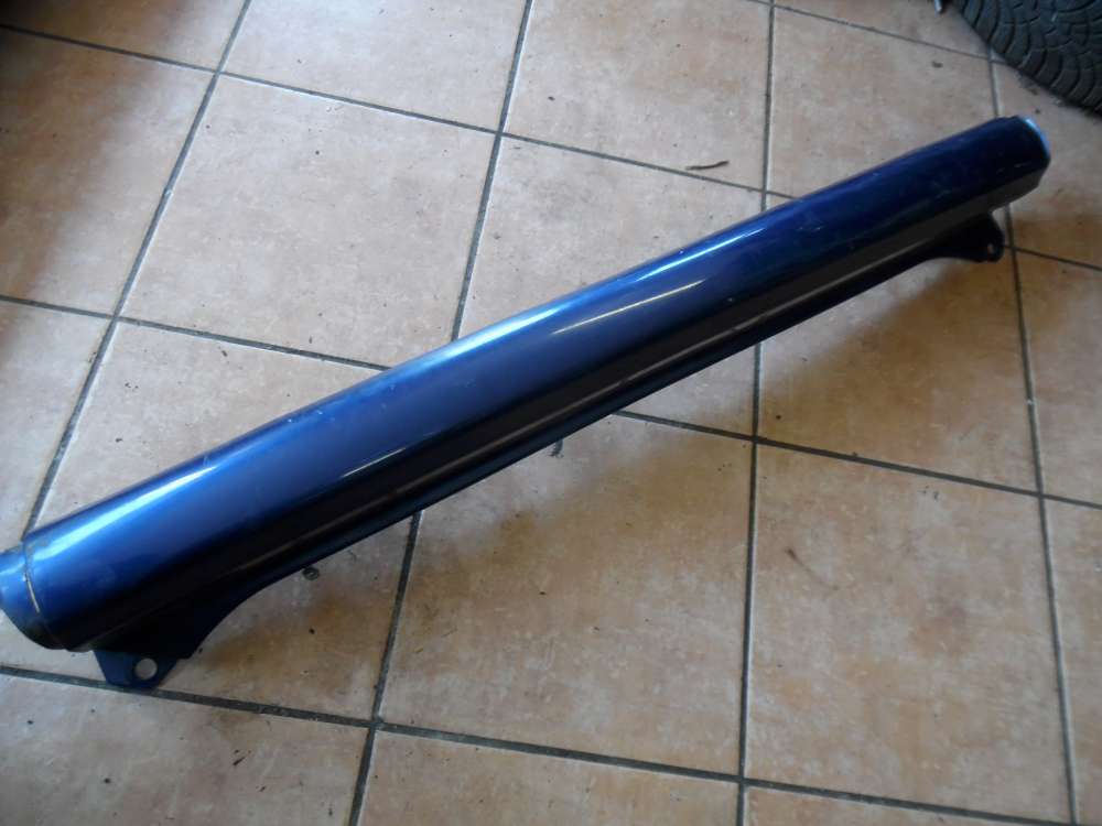 Toyota Yaris Verso Sto?stange mitte Hinten 52159-52050 blau metallic 8M6